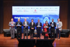 Session-7-wide-shot2-Medium