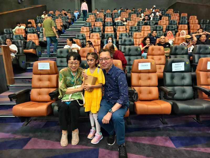 2c442325-d11a-4af0-a606-1c2da37bb508-1